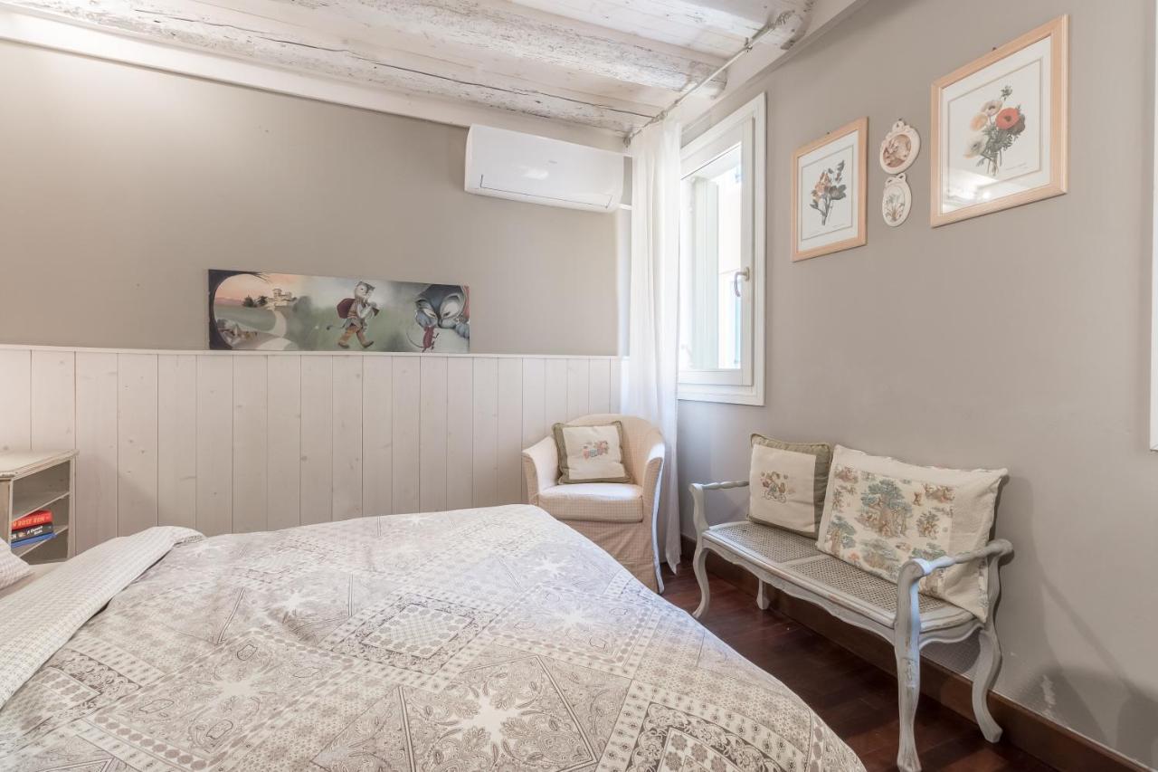 Ca Falier Piccolo - Little Sweet Studio In 10-12 Minutes From Bus&Train Station Appartement Venetië Buitenkant foto