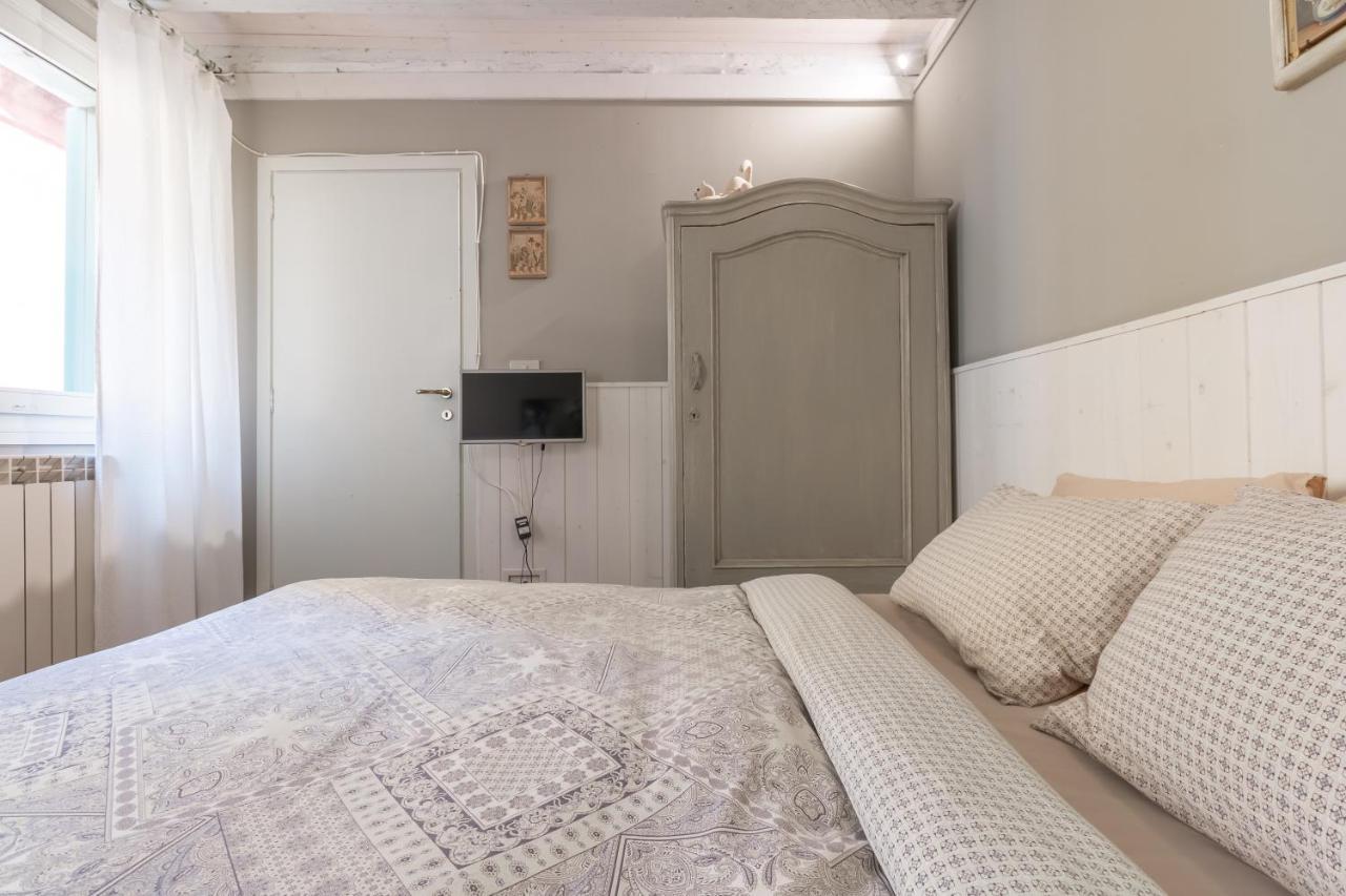 Ca Falier Piccolo - Little Sweet Studio In 10-12 Minutes From Bus&Train Station Appartement Venetië Buitenkant foto